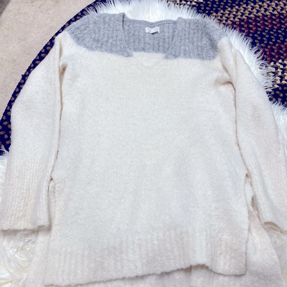 Lou & grey alpaca blend hi lo sweater xs - Picture 2 of 5